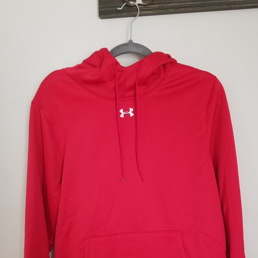 Womens UA hoodie